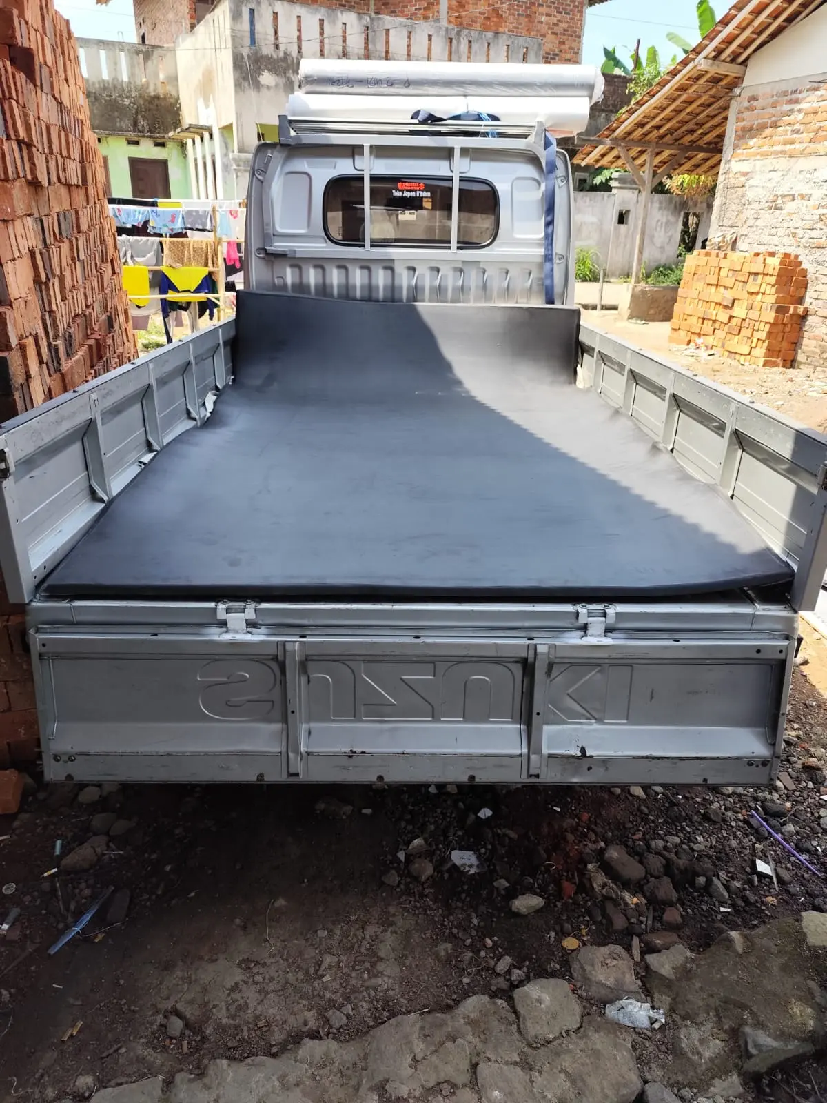 karpet alas bak mobil pick up tebal 10mm full tanpa sambungan Car