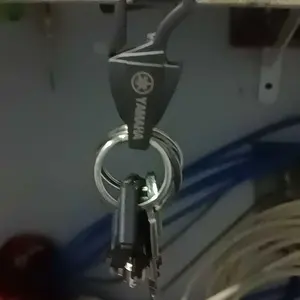 Yamaha Pembuka Botol Gantungan Kunci Logam Remote Mobil Motor Logam Paduan Kreatif