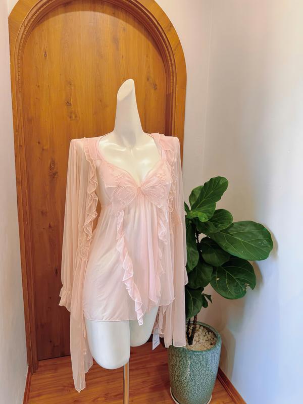 V213 Váy Ngủ Ren Hồ Điệp Emmie Dáng Ngắn Hở Vòng 3 Kèm Quần Chip