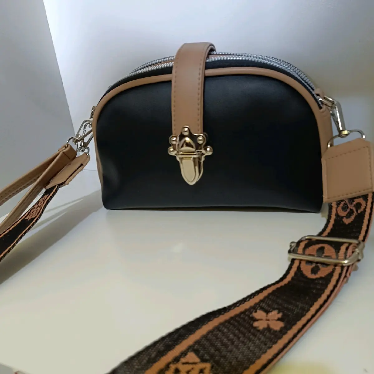Tas wanita FNJ03,tiga ruang, tas pesta,tas remaja,dewasa,tas ibu buat kerja atau nyantai, CO di LIVE harga lebih murah.