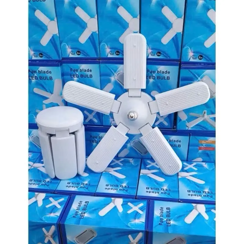 Đèn led 5 cánh hình quạt gấp gọn bóng đèn 5 lá tiết kiệm điện siêu sáng