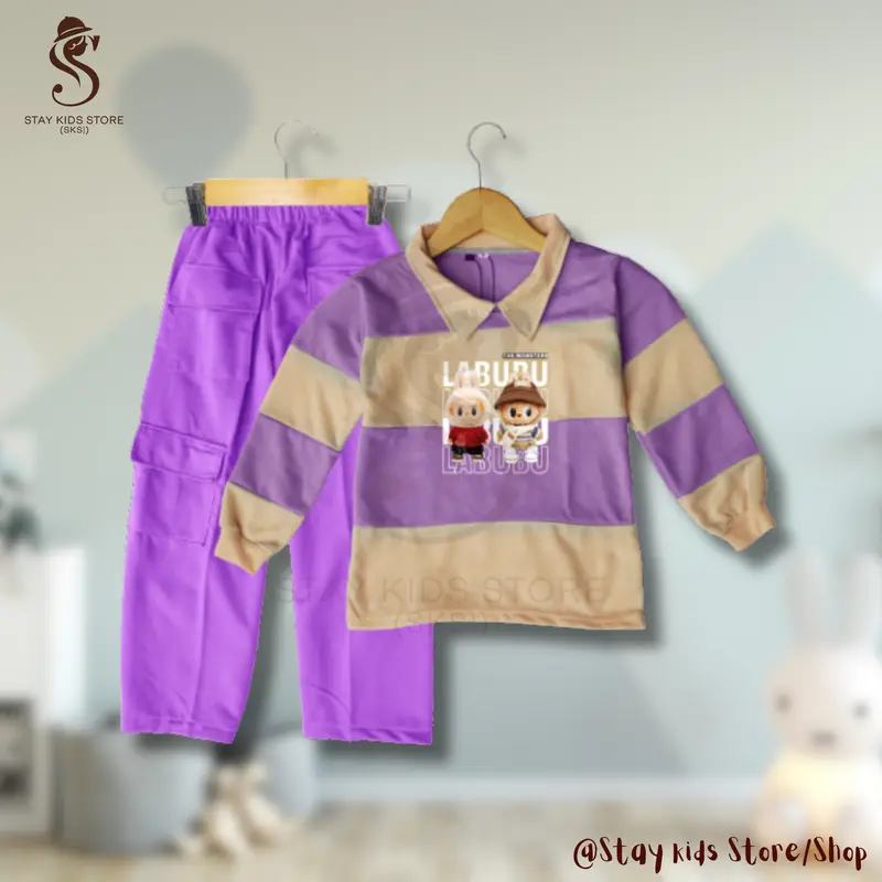 Stelan Anak Perempuan labubu viral 2025| Baju anak kekinian 3-12 tahun | kaos salur berkerah lengan panjang, Celana Motif Kargo crop one set | Pakaian lucu motif bergaris fasionable, santai dan nyaman, otfit labubu celana cargo modis | Fashion anak trendy 1