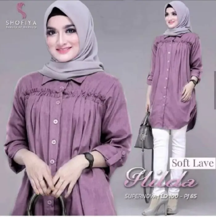 Tunik Hilda Wanita Terbaru Model Kekinian 2024 dengan Garis Renda dan Kancing Aktif - Hitam, Panjang, Bahan Katun Berkualitas Tinggi - Atasan Baju