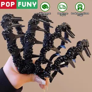 Headbands Bando Rambut Elegan Korea Style | Aksesoris Rambut Wanita dengan Manik & Paku Tampil elegan dengan gaya Korea menggunakan bando rambut ini! Dihiasi manik berkilau dan paku aksen, cocok untuk acara formal maupun kasual.