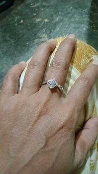Product Review of OS2-R29 Cincin Wanita Permata Shiny Jewelry Garansi 1 Tahun Free Box COD Perhiasan Aksesoris Gift Anniversary Pacar Pasangan Cewek Cewe Kado Istri Ulang tahun Anti Karat Luntur High Quality Grade VVS1 5A Original Store R29 from K**k B**a 0