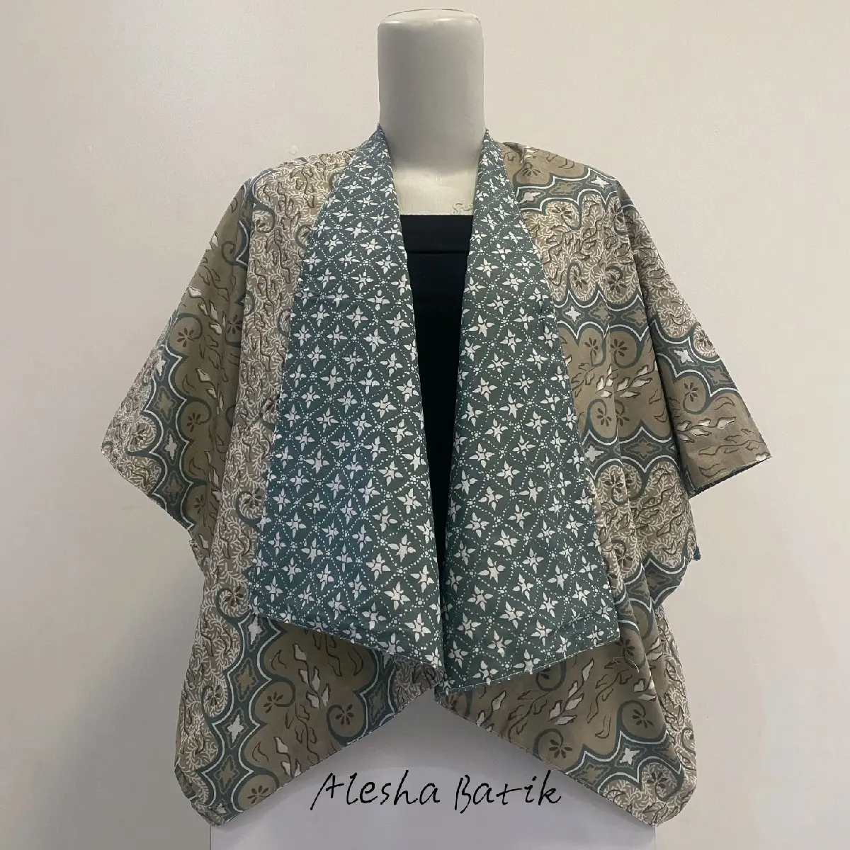 BOLERO KELELAWAR PARANG//BOLERO BOLAK BALIK, Cocok Untuk Santai, Pergi Acara Resmi Dan Kerja, Dan Kondangan,  Wanita,  Katun