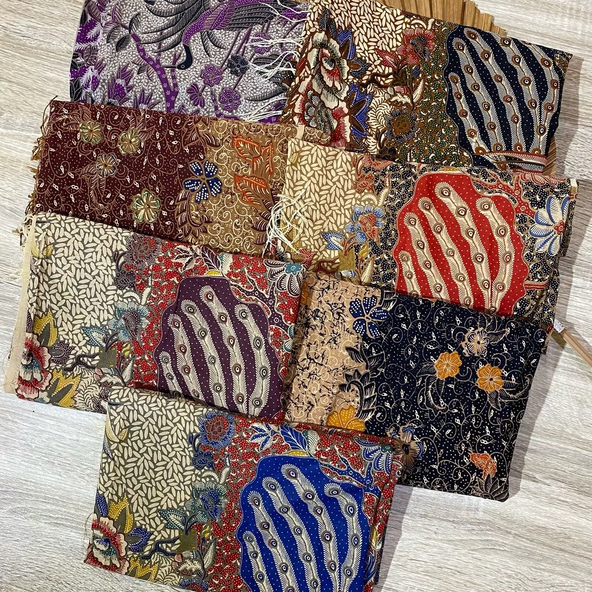 Kamen Sutra Paris motif ATBM