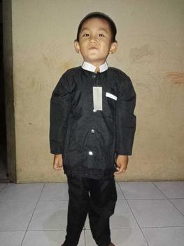Product Review of Baju koko anak Laki Laki Setelan usia 4-12 Tahun Hitam Muslim Kain Katun Panjang Kancing Celana from u**9 0
