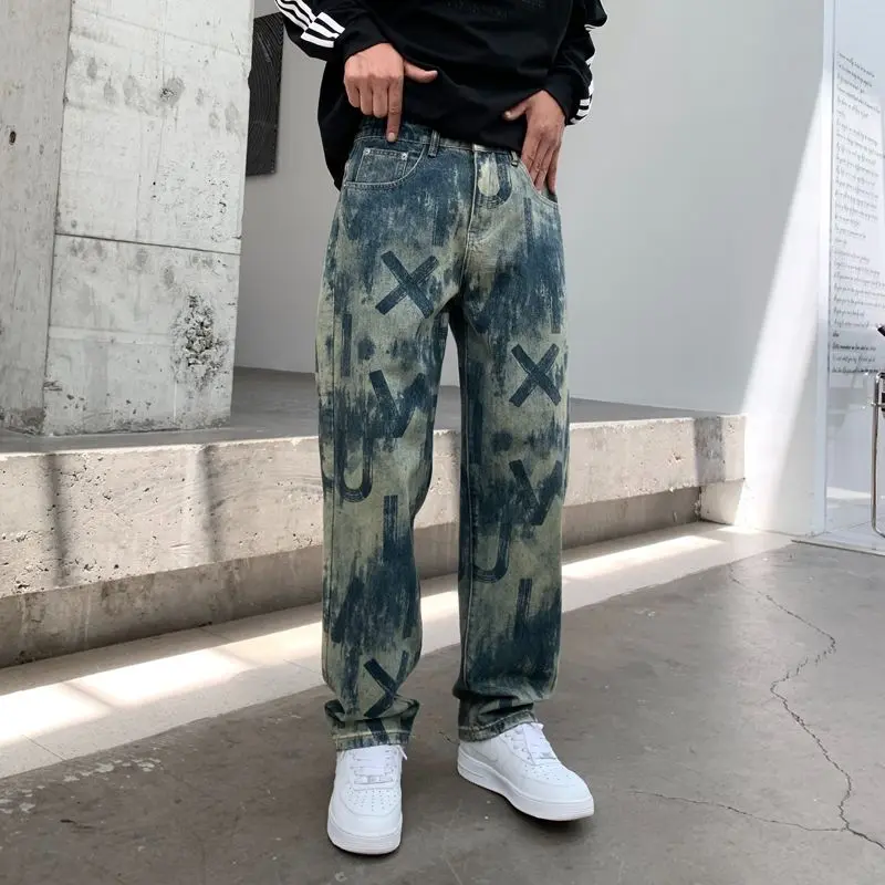 Quần Jean Denim Xám Xanh, Thương Hiệu Hợp Xu Hướng Cao Cấp, Dáng Rộng Vừa Vặn, Ống Đứng, In Hình Graffiti Phong Cách Mỹ, Vải Bền, Khóa Kéo YKK, Thích Hợp Cho Tất Cả Các Mùa, Hàng Mới Về Menswear Pants   Có Túi