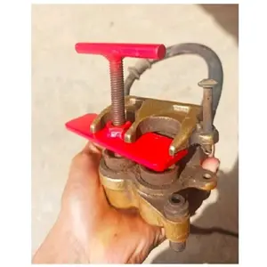 treker penekan piston cakram motor