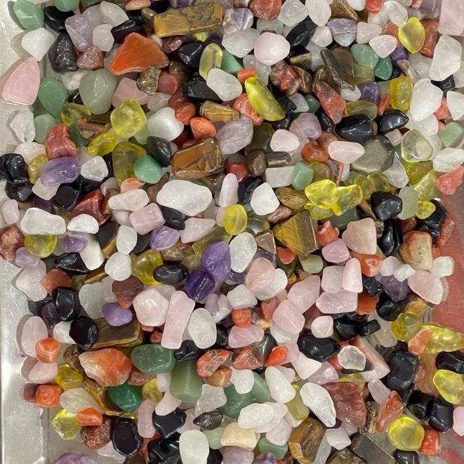 Đá thạch anh vụn ngũ sắc 8 MÀU tự nhiên 0.5kg- 2kg - Đã mài bóng size 1-2cm - Tác dụng cải thiện phong thuỷ tạo năng lượng mới TÀI - LỘC