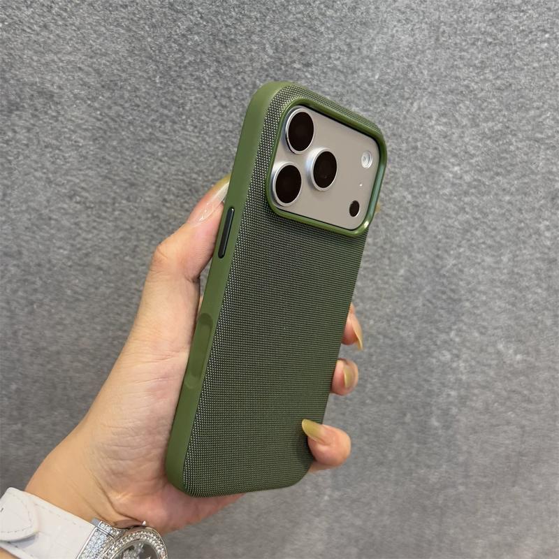 Tech fabric phone case for iPhone 17 Pro Max, made with high-quality leather, compatible with iPhone 18 Pro Max / 17 / 16 / 15 / 14 / 13 Pro Max. Features independent buttons, is dirt-resistant, and provides a non-slip grip