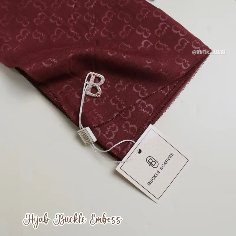 HIJAB BUCKLE EMBOSS | PACKING WITH POUCH | HIJAB WITH METAL LOGO | HIJAB VOAL EMBOSS 7
