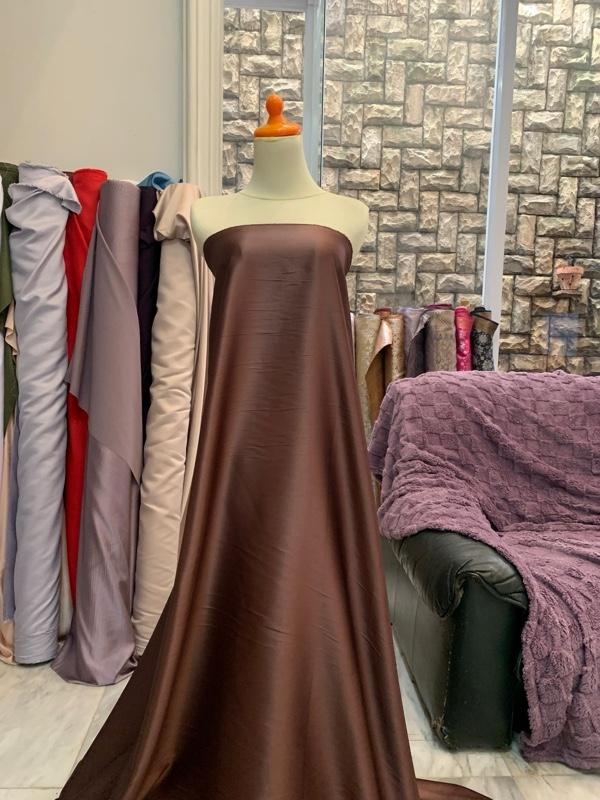 Bahan kain Satin velvet premium silk Warna Coklat Mahogany Brown harga 0,5m