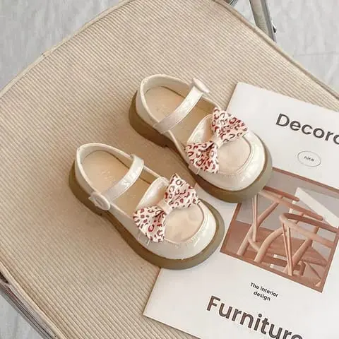Sepatu Docmart Anak Wanita Cantik Motif Pita Batik  Lucu / Sepatu Anak Perempuan Trendy Sepatu Casual Pesta Terbaru 4