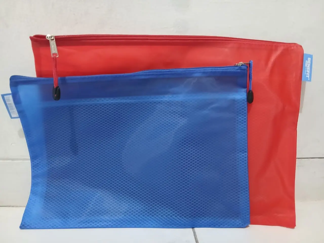 BENEFIT Map Resleting Pouch Map Pocket Zipper File Benefit A4 & F4