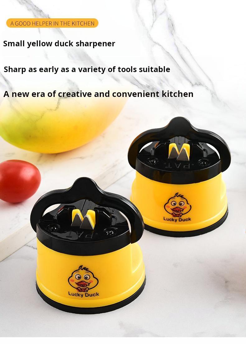 Product Introduction of Dụng Cụ Mài Dao Đa Năng, Thiết Kế Vịt Nhỏ Màu Vàng, Dụng Cụ Mài Gia Đình Dễ Thương Và Sáng Tạo, Kiểu Cốc Hút, Cầm Tay, Nhanh Chóng, Và Cung Cấp Độ Cứng Cực Tốt 0