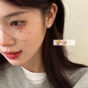 EAR PARTNER-アルカリ水で形成されたイヤースタッド、女性用イヤピアス、ニッチデザイン、上品なイヤリング、高級感あり、洗濯や寝るときもイヤリングを外す必要なし（eh-3307）