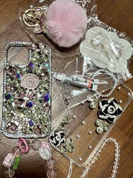 Product Review of Black Rose Rhinestone Phone Case compatible with iphone 16 15 14 13 12 11 pro max 13 14 15 plus -with chain from t**w 0