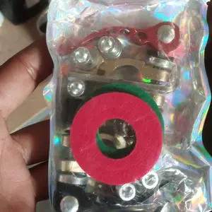 Terminal Aki Mobil 2 Pcs Konektor Kepala Baterai Universal dengan Tuas Cepat Lepas Positif Negatif Lengkap Baut dan Kunci L untuk Sambungan Kabel Aki Merah Hitam Logam