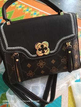 Product Review of Tas Selempang Wanita NewArrival Mini Slimbag Korea Style Kulit WS - CN 04 from A**u 1