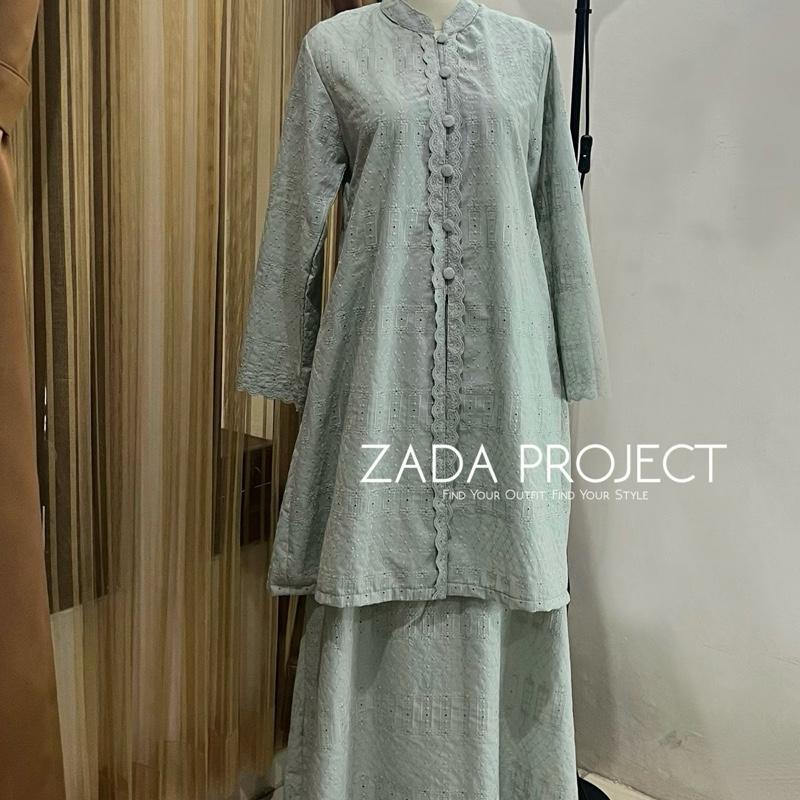 One set rok dengan long tunik warna sage green 0