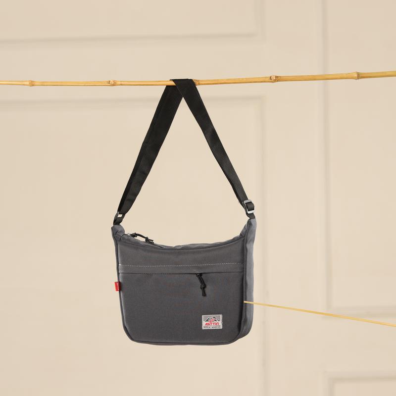 Tas Selempang  Walker RR (Kecil) Uniseks Canvas Series Original Asttin Pria 6
