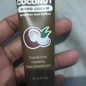Coconut Hand Cream 30g BPOM Anti Keriput Krim Tangan Anti Keriput Coconut Oil Perbaikan Anti Kerut Kering Dan Kasar Pemutih Kulit Badan Permanen Moisturiz Hand Cream Krim Tangan Anti Keriput Tangan Menutrisi Kulit Kering