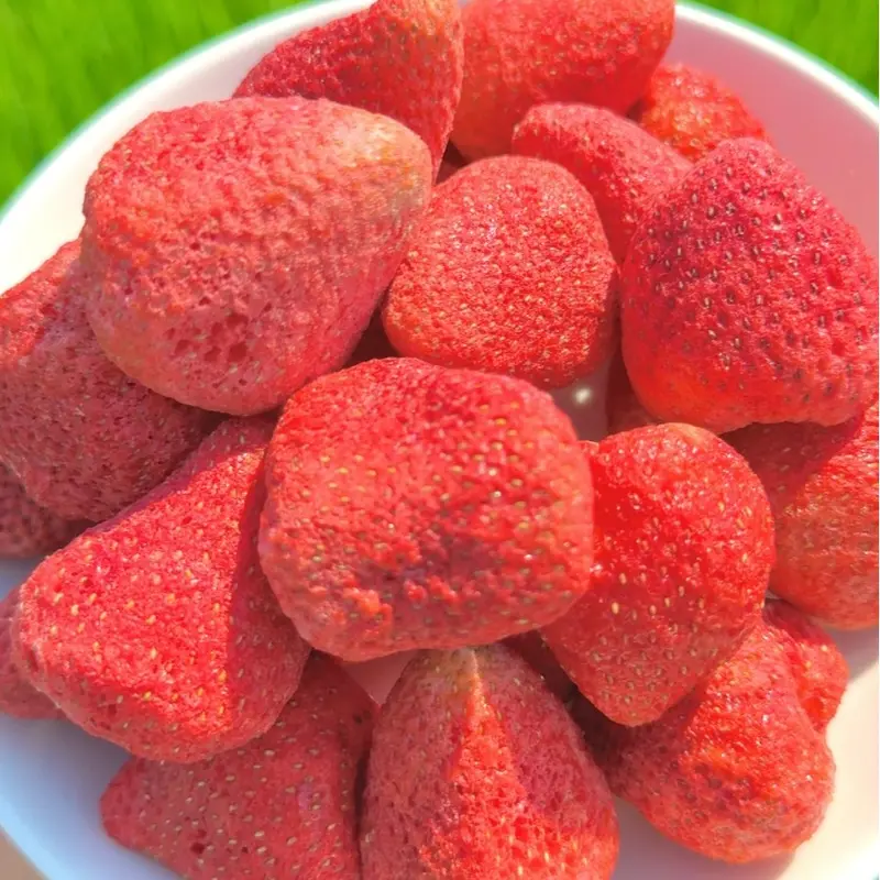 (tặng 50g sc khô) 200g Dâu Tây Sấy Khô Giòn Thăng Hoa - Ăn Vặt Hai Lâm - Ăn Vặt Đà Lạt Ngon Miệng Chua Ngọt Dễ Ăn,Snack Thực Phẩm Ăn Liền Food Thức Ăn trai cay say kho - Xmas - Tết 1
