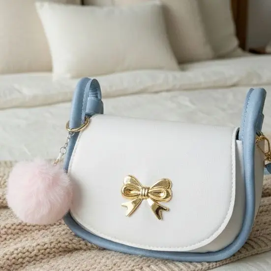 NAWA PUTIH BIRU POMPOM