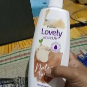 Emeron Hand & Body Lotion Nourish & Bright (Bengkoang) 500ml