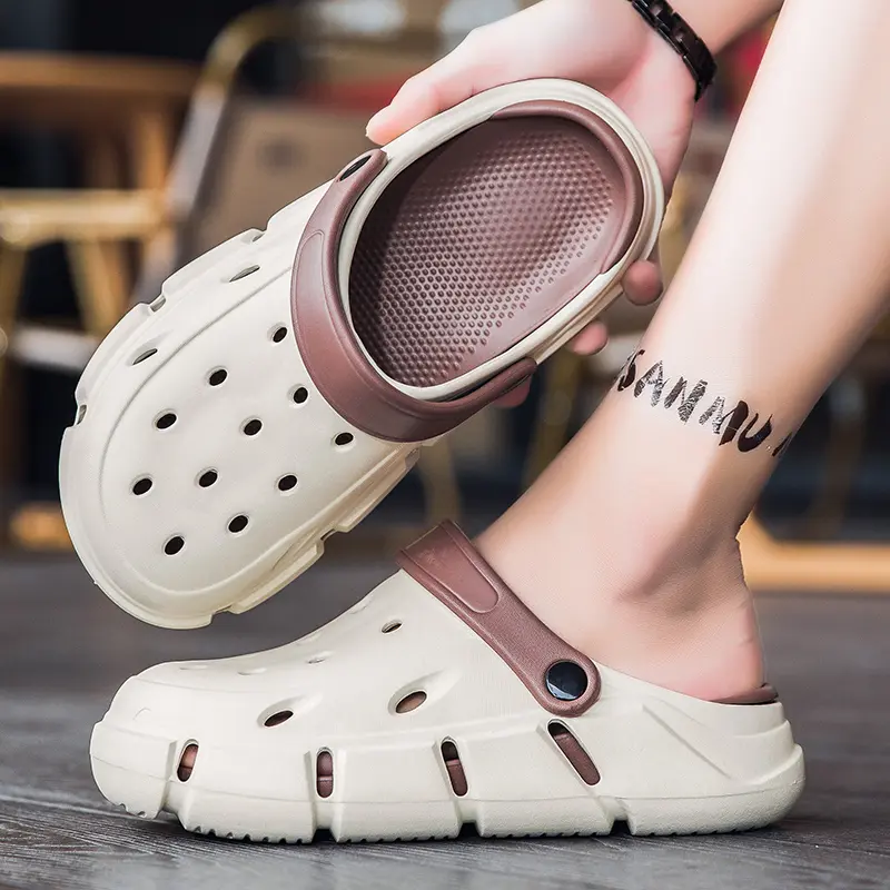 Trendy Clogs are Here! Unique Design, Comfortable Feel, Leading the New Summer Fashion!