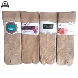 KAOS KAKI MUSLIMAH WANITA JEMPOL KOREA MOTIF IMPORT / Panjang / Motif Bunga, Random