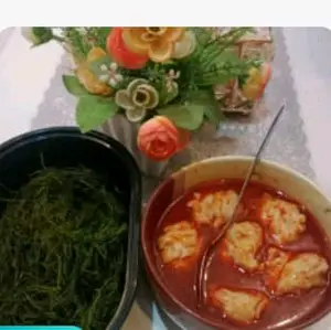 Baso cakalang isi 10 butir +  ples rumput 200gram.
