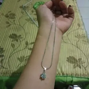 Kalung Titanium Liontin Perak Silver Lapis Emas Putih Anti Karat Tidak Luntur Selamanya Kalung Wanita Permata Kristal Fashion Arvil Collection