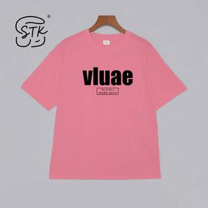 เสื้อยืดแฟชั่น ความนิยม เสื้อยืดคู่รัก M-3XL พิมพ์ลายกราฟฟิกสุดน่ารัก มีสีให้เลือก 8 สี ผ้าโพลีเอสเตอร์คุณภาพสูง สามารถสวมใส่ได้ทุกฤดูกาล #T146