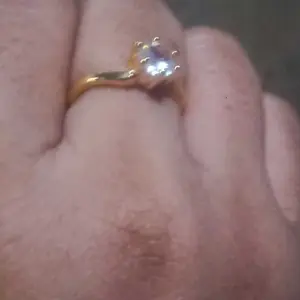 terlaris Cincin Mata Satu Pertikal Gold Elegan Titanium bisa cod