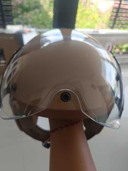 Product Review of HELM BOGO DEWASA KACA PILOT CLEAR MODEL HIJAB RETRO PRIA WANITA LIST BUSA COKLAT FULL LEHER SNI TERBARU MOTORCYCLE from M**🌻 3