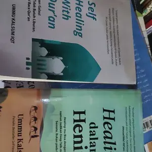 PAKET ISI 2 BUKU MOTIVASI / IS IT BAD OR GOOD HABITS / BERANI BERUBAH  / SURAT YASIN