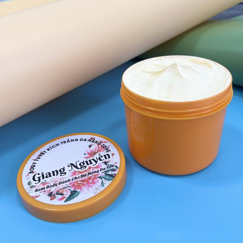 Kem Body Tuyết Giang Nguyễn - Hộp 500gram