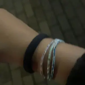 [!!NEW 3PCS] Random  Bracelet Gelang Memiliki Elastisitas Berwarna-Warni Zirkon Berlian Penuh Populer Eropa Dan Amerika Anti Karat Anti Perubahan Warna Cantik Bahan Aman Cewe Sama Cowo Gelang Murah 3 Pcs Stainless