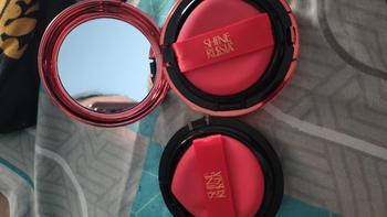 Product Review of Shine Russia + CUSHION BUNGA MATAHARI - Plus Smart Fit Glowing Essence Cushion With Sunflower Ekstrac - Cushion Dengan Antioksidan yang Mencerahkan & Anti Luntur from T** A**a 0