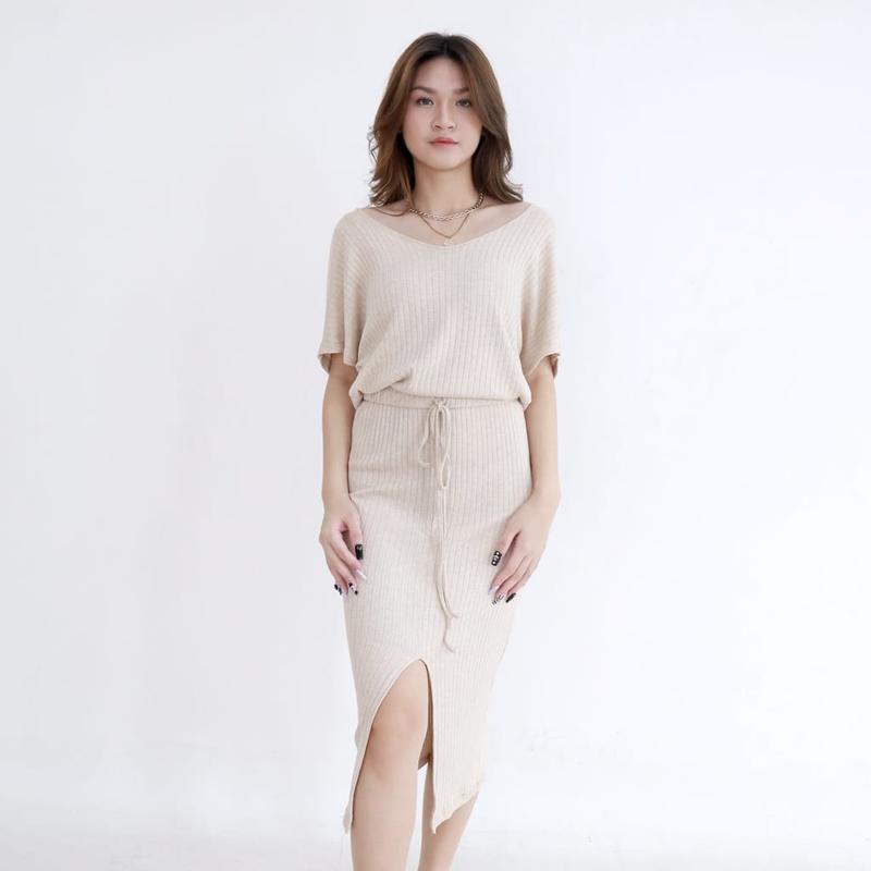 SAMELEVEL Christine Midi Knit Dress Slim 0