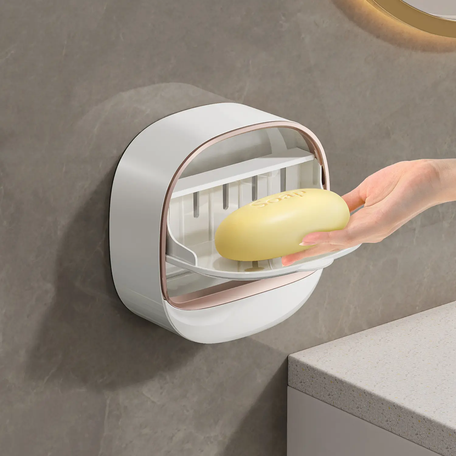 Wall-mounted luxury soap box holder. A soap box that doesn't require drilling holes, with a draining function. It's a convenient laundry soap box.