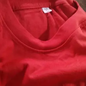 KAOS POLOS PRIA / OBLONG POLOS / NAVY / MERAH / MAROON / HITAM / NAVY / PUTIH