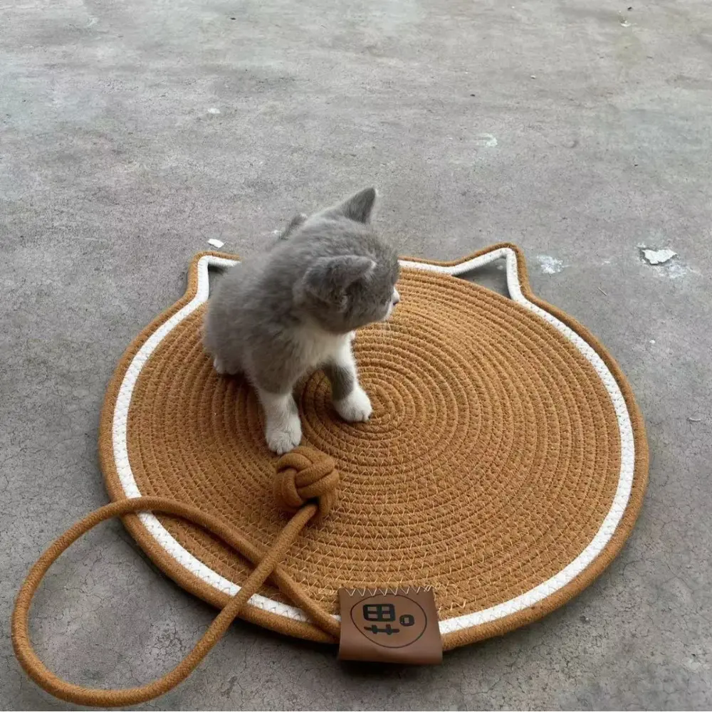 Portable Round Shape Cat Scratch Mat Recyclable Claw Care Kitten Claw Scratcher Pad Sofa Furniture Protector Cat Grinding Claw Toy Pet Supplies