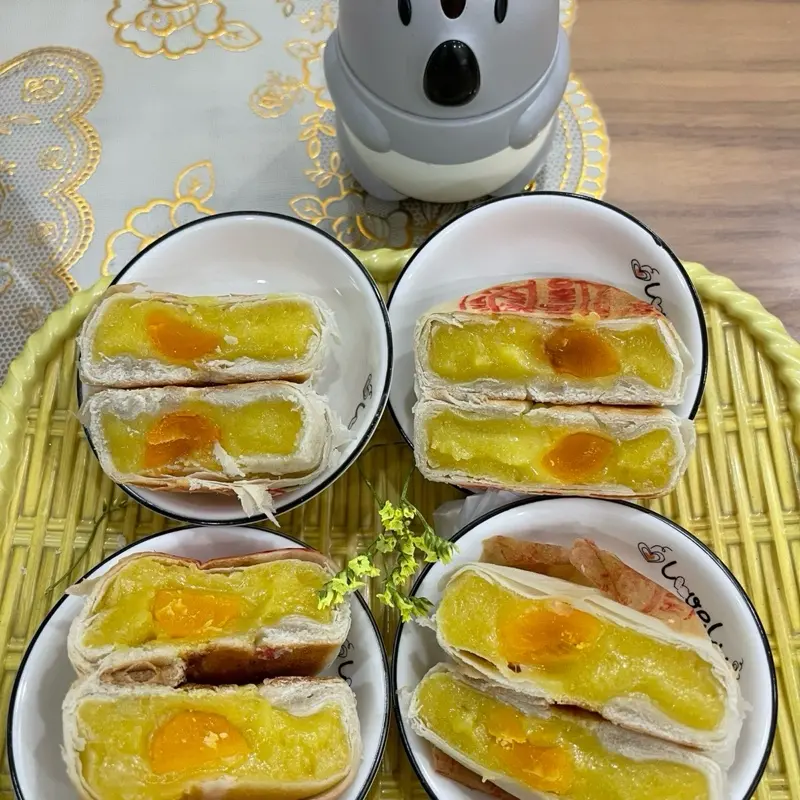 một cây trải nghiệm bánh pía xưa (size 350gr/cây) 2