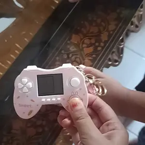 Gantungan Kunci Konsol Mini Konsol Game Portable Tangan Nyaman Untuk Rumah