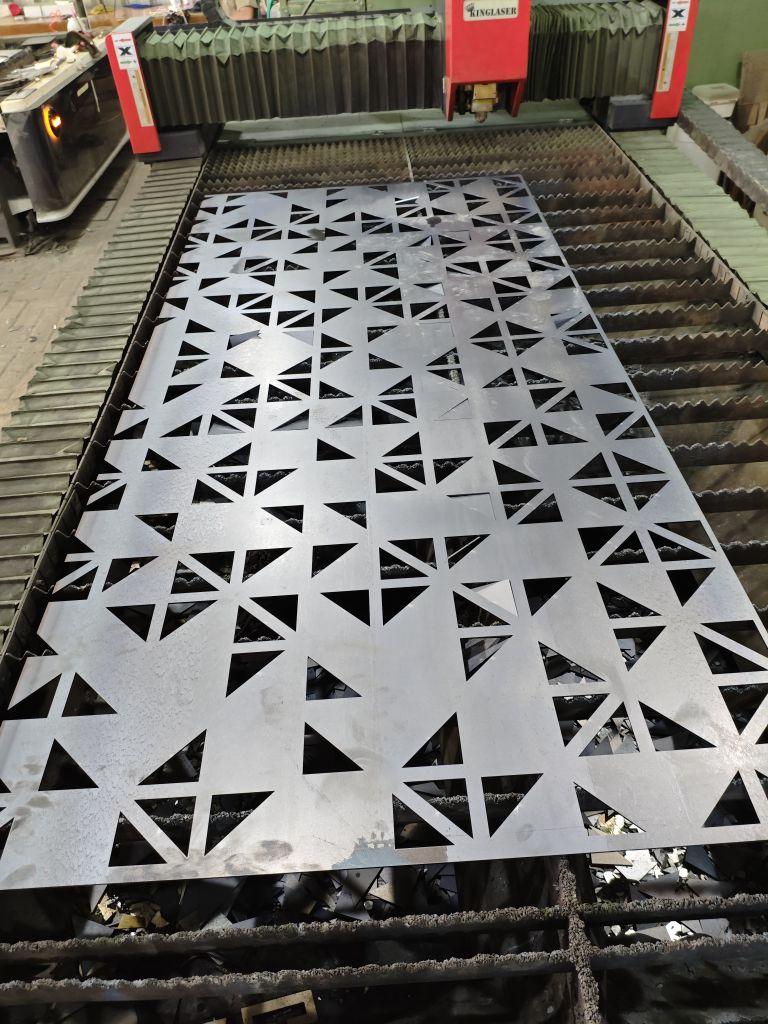 Plat Besi Laser Cutting Motif Custom tebal 3 mm Ukuran custom