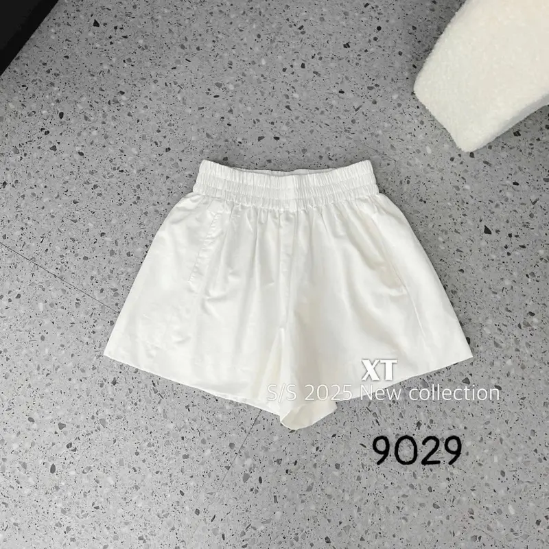 QUẦN SOOC NỮ KAKI ( không bóng) CẠP CHUN CÓ TÚI MẶC HÈ CHẤT THOÁNG MÁT PHÙ HỢP CÂN NẶNG 40-70KG MÙA HÈ 2025 2
